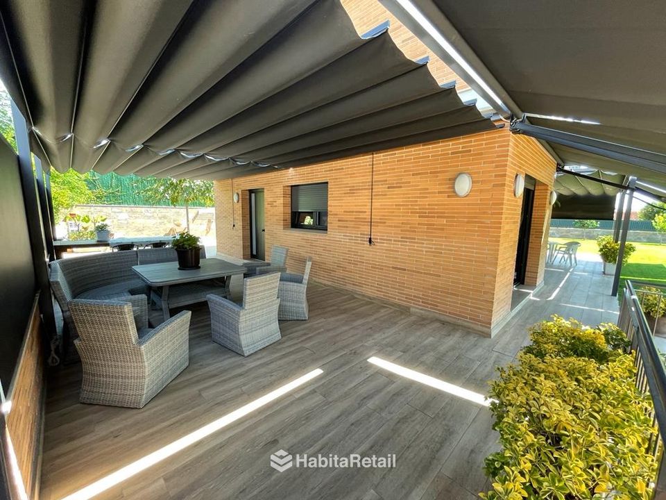 Porche, zona de comedor exterior