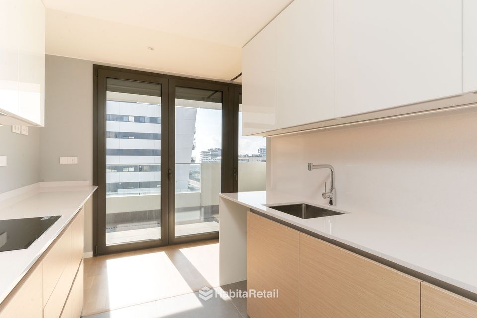 Cocina con salida a la terraza
