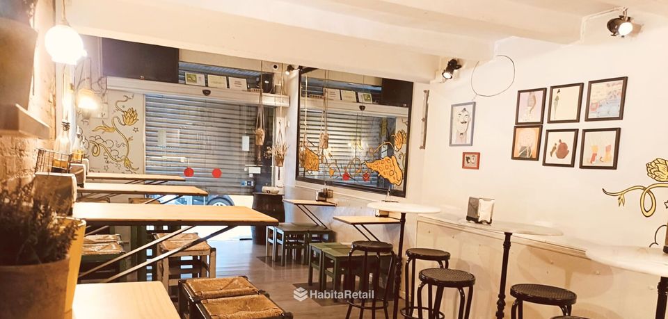 Sala al costat de la vidriera