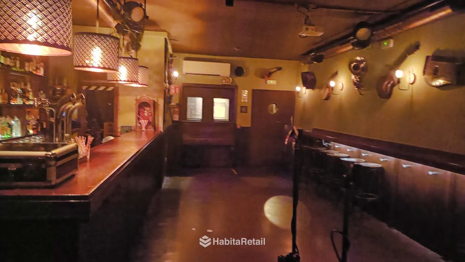 Sala y barra