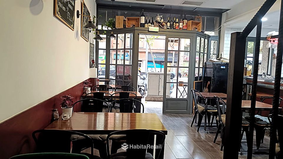 Comedor hacia la calle